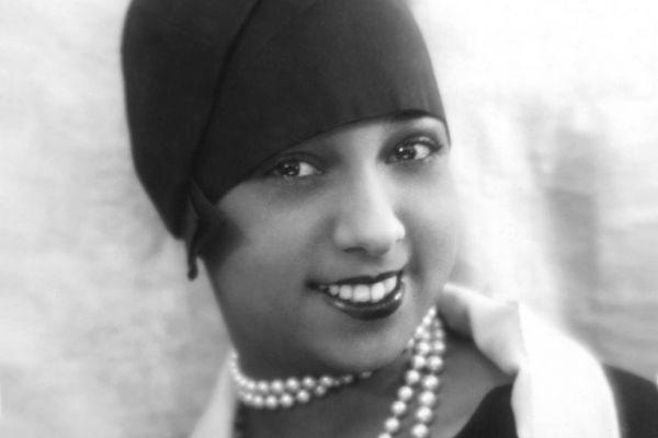 josephine-baker-00843500A61-8A16-7B33-7421-01766CCF6477.jpg