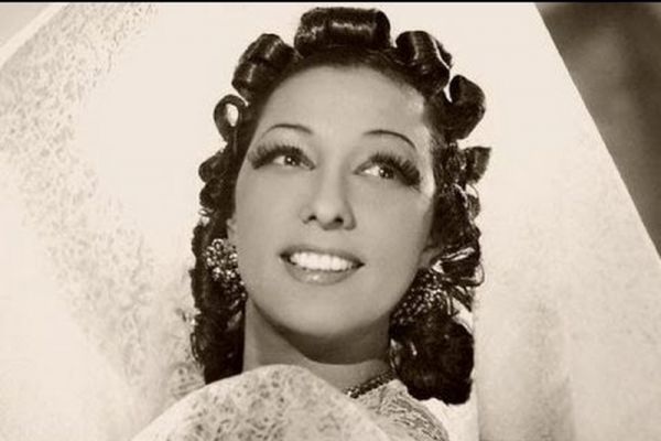josephine-baker-00E7CD1C97-D850-A3FB-452F-13CA94AF42D2.jpg