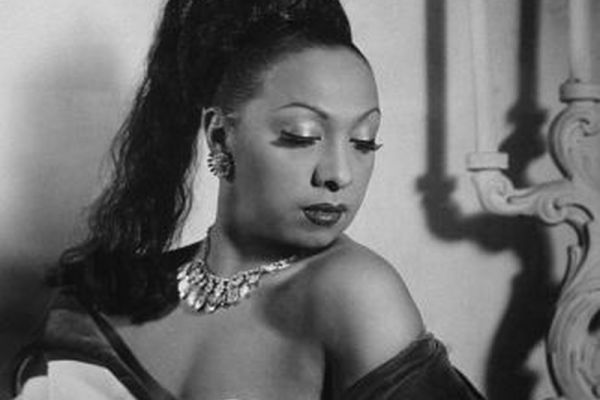 josephine-baker-010EDB06EFB-94DE-E096-ECBA-9C99F07AEBA6.jpg