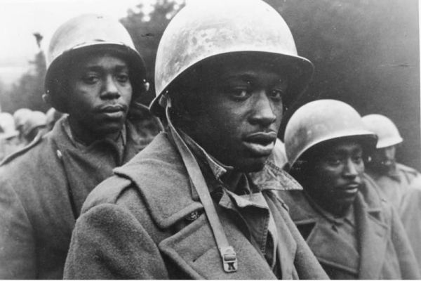 americans-captured-battle-bulge-december-1944D0FA3E52-9EA3-1D14-8A7A-969BB18A5F26.jpg