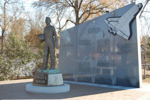 dr-ronald-e-mcnair-memorial-in-his-hometown-lake-city-south-carolina243A8983-A3AE-FA2F-0256-3E9FA2E7D284.jpg