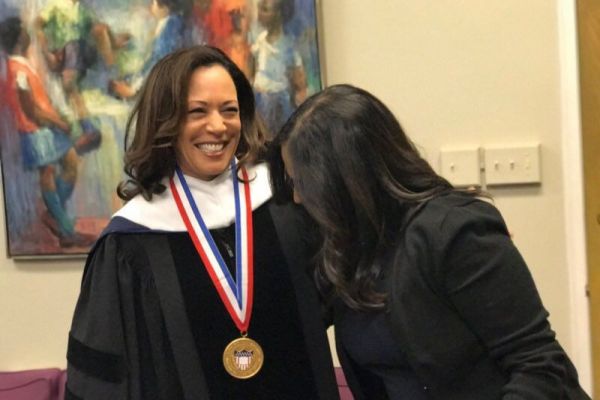 kamala-harris-gallery-0134471ED44-CCF1-7C84-F7BC-38968EDCF691.jpg
