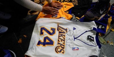 kobe-bryant-0205951AC07-6191-05EC-B6E0-0A0FF07FA821.jpg