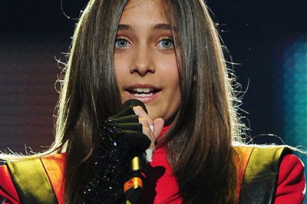 paris-jackson94891D20-FE66-E260-0793-F36AB7983C33.jpg