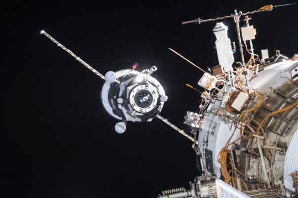 international-space-station-0153633365-16F0-0D5B-B7A2-4CECF1FE4FF2.jpg