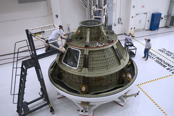 orion-spacecraft-063C9101C3-1370-7DB6-F8E4-DF4A82BC16F2.jpg