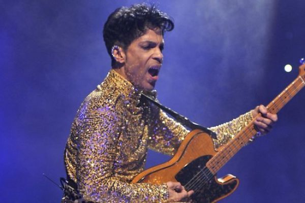 princealbum14366629CF-8BB4-E29A-61B6-D40EF1564088.jpg