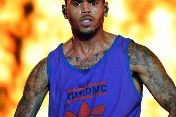 chrisbrownalbum05FCFEC893-A143-CCF6-801A-E5D6A29EEBF3.jpg
