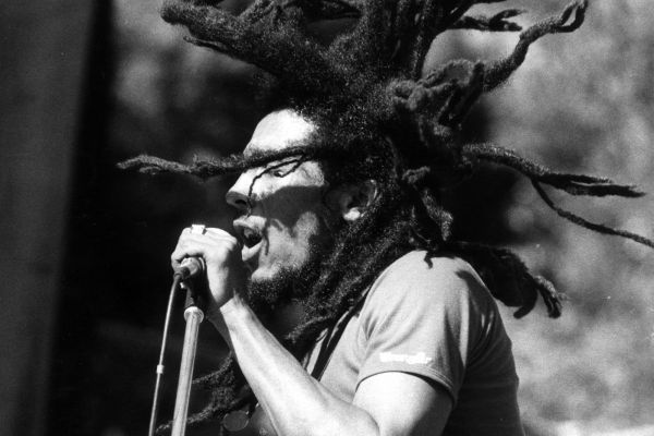 bobmarley6774CC02-C7B7-9519-2F70-DCB0F22E82D2.jpg