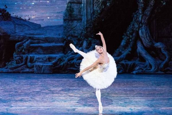 mistycopeland001299A61B0D-9F60-6E4A-C3EA-EC18FC3B7D61.jpg
