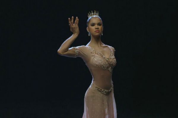 mistycopeland00279E38DA4D-5A3B-895E-C14E-C3175BBE64AF.jpg