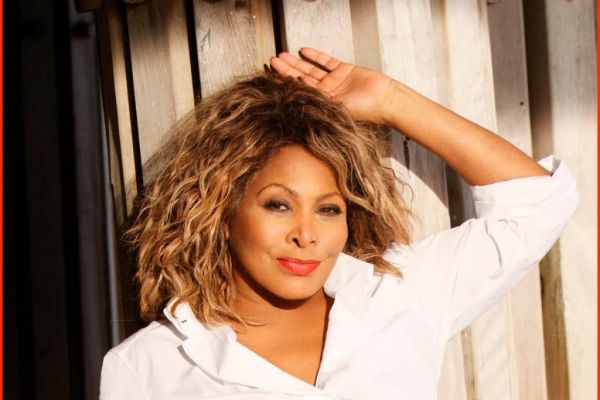 tinaturneralbum147B12E6EA-0272-EA2C-267C-6D43AE1157B7.jpg