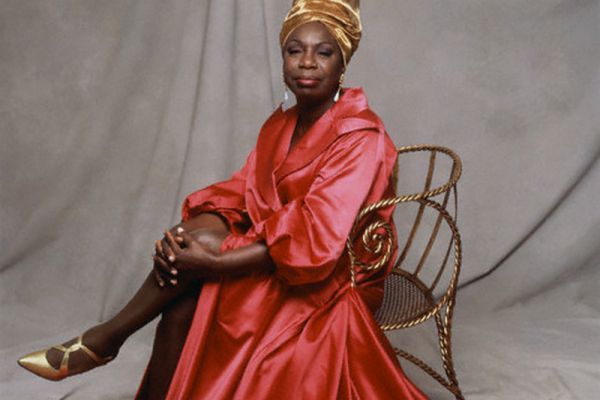 nina-simone-013E7ABED1B-E527-1795-5318-9BB2587B9ED8.jpg