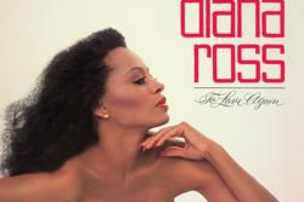 dianaross021E1121C67-8284-B233-3D14-55630461346C.jpg